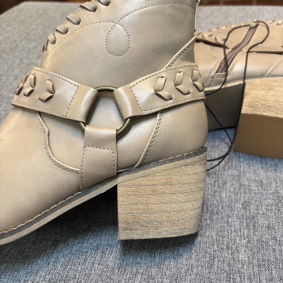 Altar'd State Rynn Women's Ankle Zippered Boots Size 8.5 - Picture 8 of 9